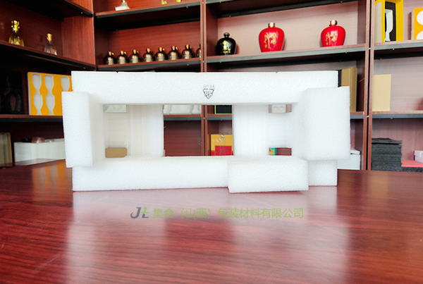 集合包裝生產(chǎn)銷售珍珠棉支架異形包裝材料，可根據(jù)產(chǎn)品尺寸定制