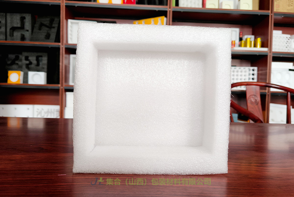 新絳珍珠棉盒-山西珍珠棉廠專業(yè)生產(chǎn)珍珠棉盒、珍珠棉禮盒內(nèi)襯、EPE盒可靠好品質(zhì)