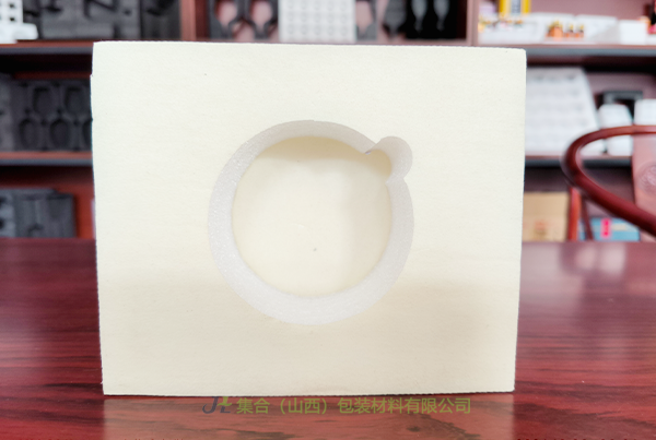 古交珍珠棉盒-太原珍珠棉廠專業(yè)生產(chǎn)珍珠棉盒、EPE盒、EPE珍珠棉盒原廠直銷貨