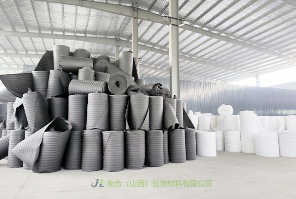 沁源珍珠棉卷材-山西珍珠棉廠家專業(yè)生產(chǎn)EPE卷棉、EPE珍珠棉卷棉、珍珠棉大棚保溫卷棉源頭直供