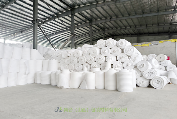 永濟(jì)珍珠棉卷材-珍珠棉廠家專業(yè)生產(chǎn)EPE珍珠棉卷棉、珍珠棉保溫卷棉、珍珠棉大棚保溫卷棉源頭發(fā)貨