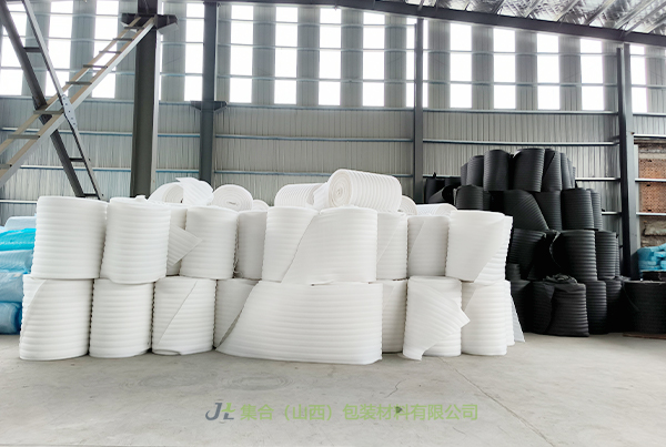 安澤珍珠棉卷材-集合包裝專業(yè)生產(chǎn)EPE珍珠棉卷棉、珍珠棉保溫卷棉、珍珠棉大棚保溫卷棉質(zhì)量過硬