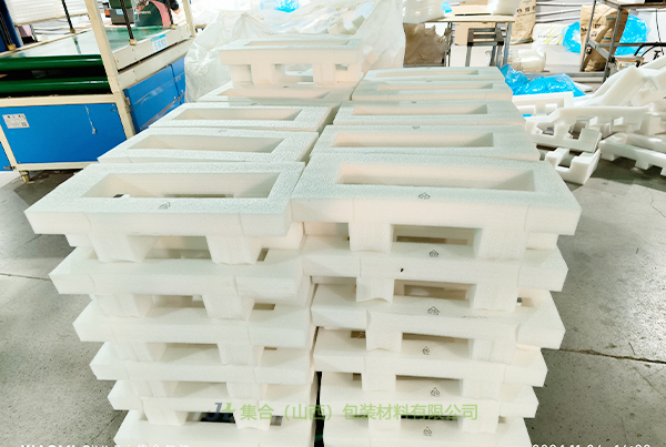 廣靈珍珠棉支架-集合包裝專業(yè)生產(chǎn)珍珠棉支架、EPE珍珠棉支架、電腦珍珠棉支架品質(zhì)無憂