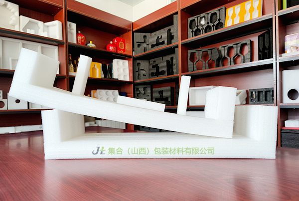 交城珍珠棉支架-太原珍珠棉廠家專業(yè)生產(chǎn)珍珠棉支架、EPE支架、EPE珍珠棉支架優(yōu)質(zhì)實(shí)惠